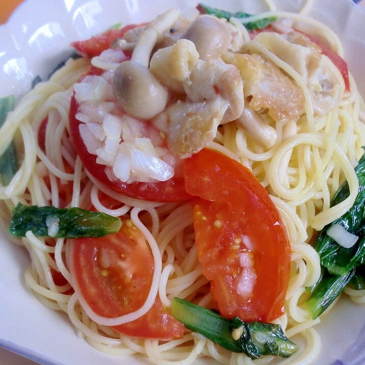 トマトカブ菜と鶏肉の玉ねぎパスタ